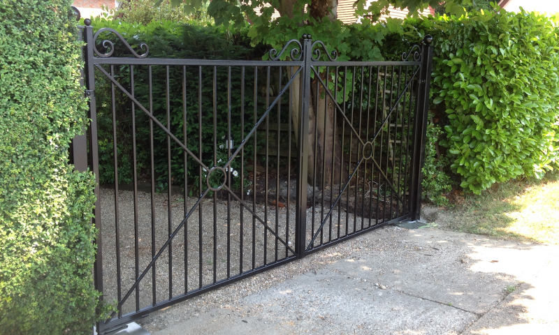 A bespoke metal gate